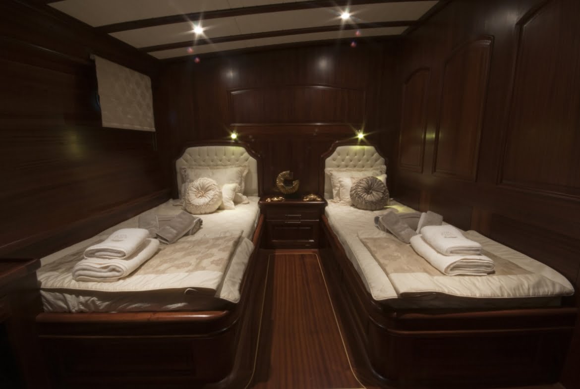 Arif Kaptan A Gulet Luxury Bodrum Yacht Charter 6 Cabins Air Condition