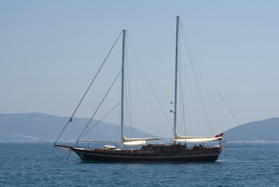 Arif Kaptan A Gulet Luxury Bodrum Yacht Charter 6 Cabins Air Condition