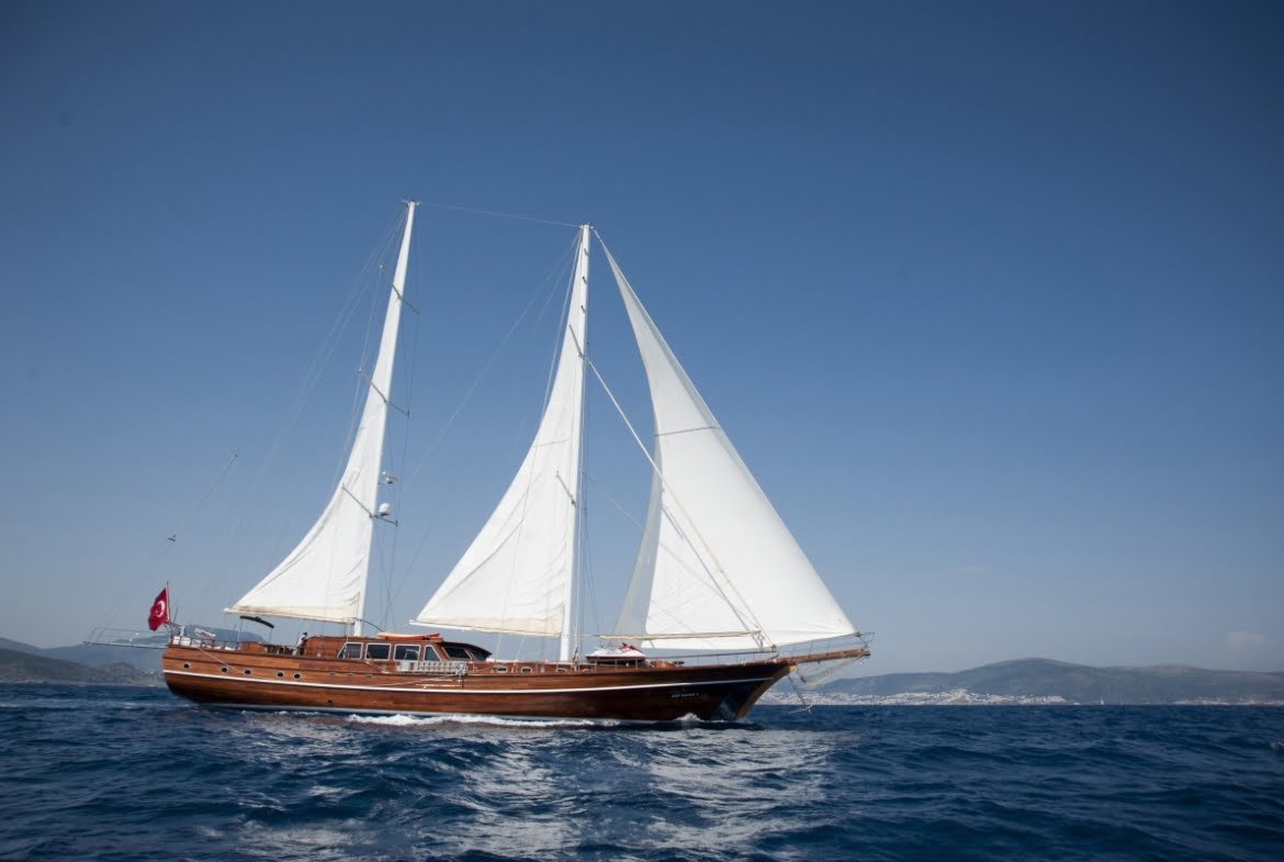 Arif Kaptan A Gulet Luxury Bodrum Yacht Charter 6 Cabins Air Condition