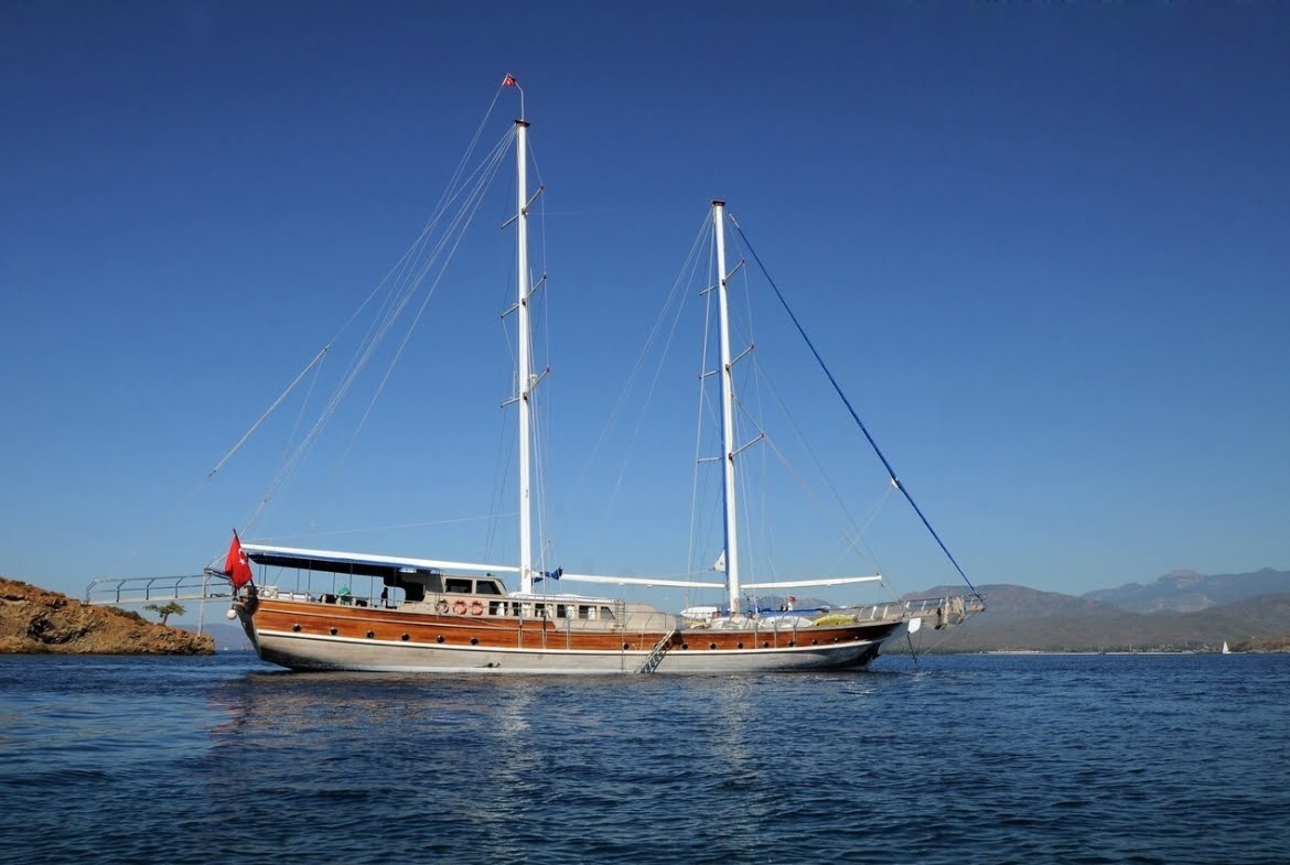 Crewed Yacht Charter with Prenses Selin Gulet Turkey