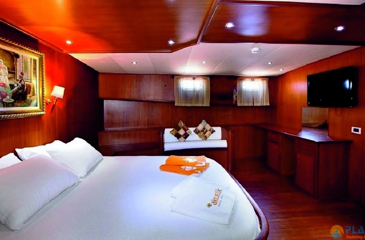 ilknur sultan Rent Yacht Gulet Boat Charter Turkey