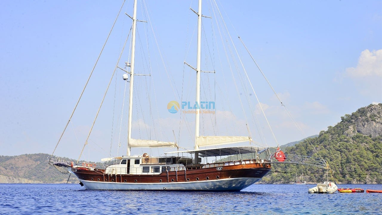 Crewed Gulet Charter