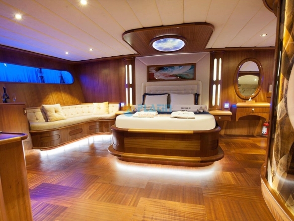 Deluxe Gulet Charter