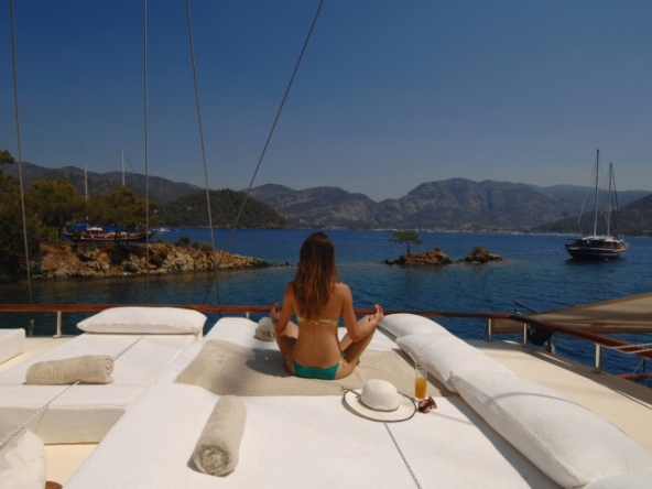 Yoga Yacht Charter