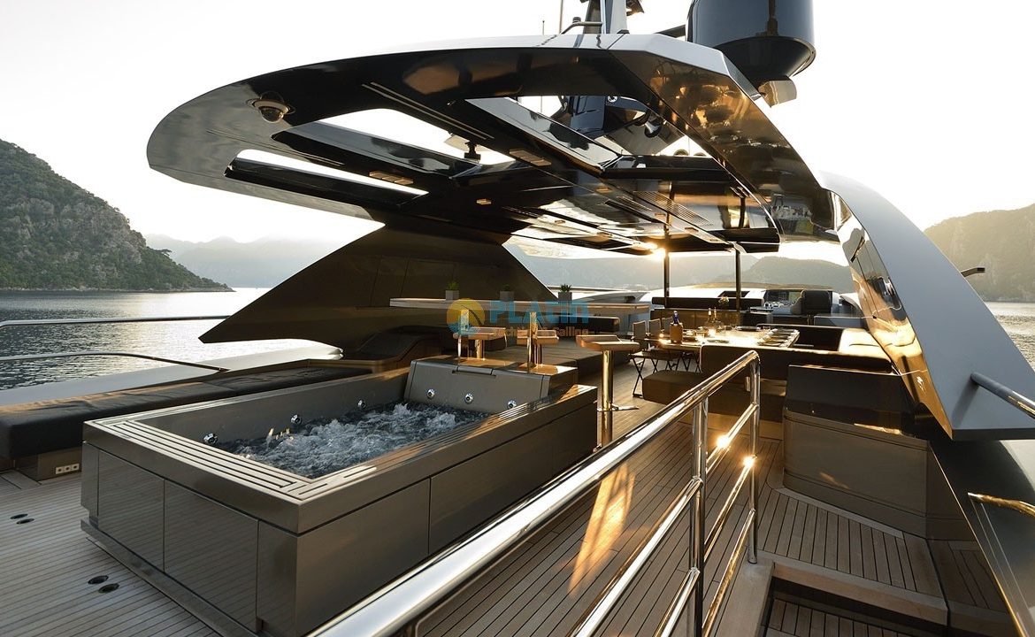 Motoryacht Charter Rent Motor Yacht