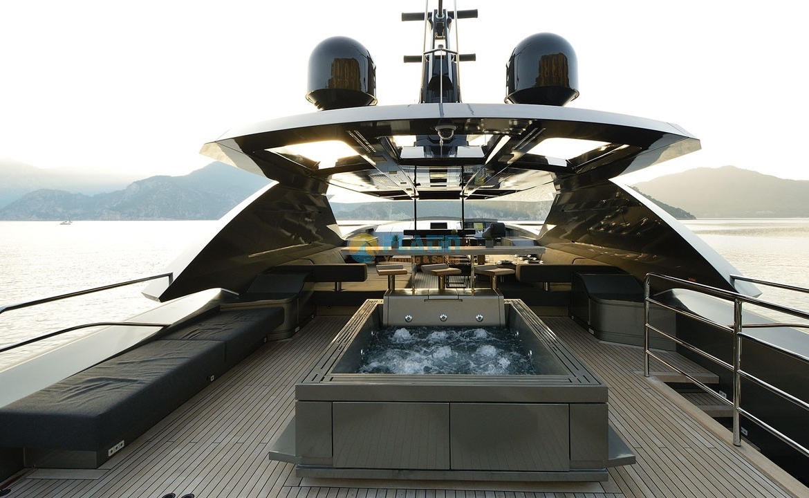 Motoryacht Charter Rent Motor Yacht