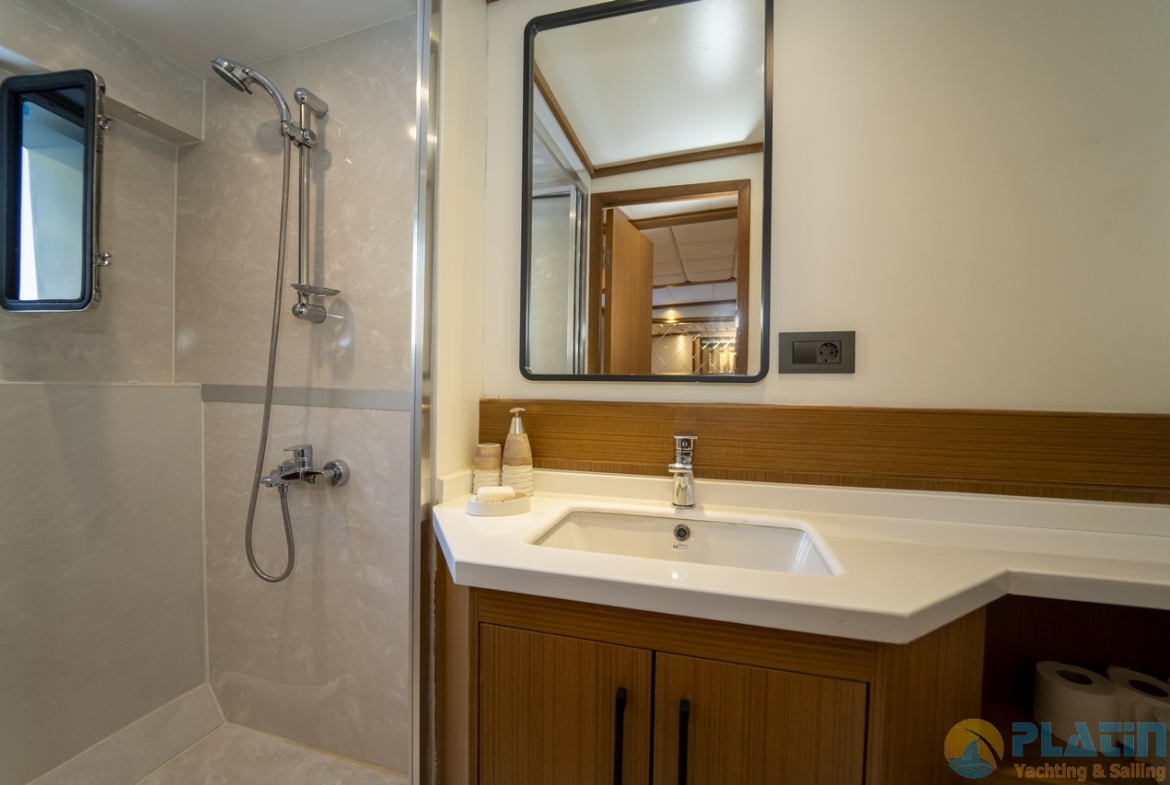 Alegria Trawler Yacht