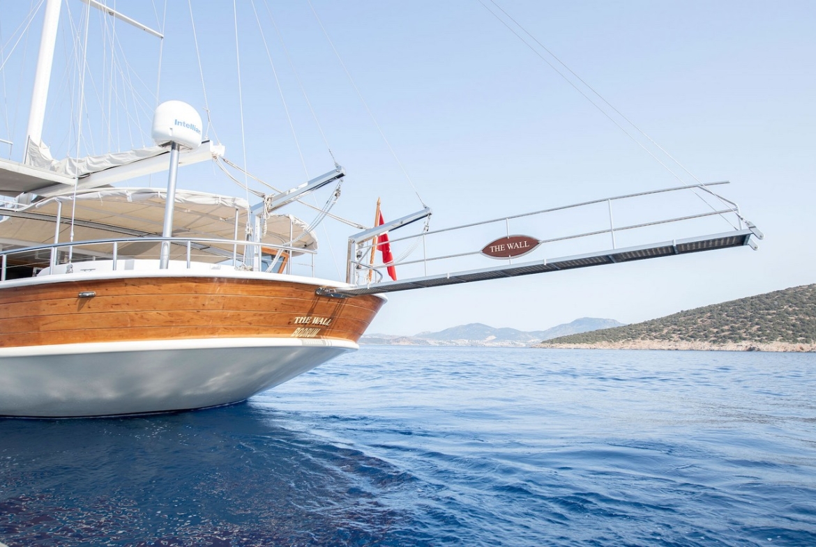 The Wall Gulet Yacht caicco