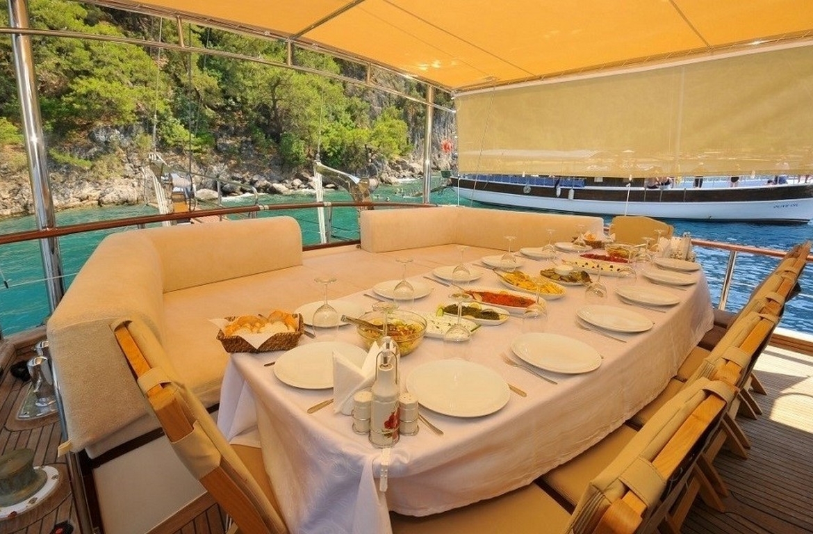 ece arina gulet caicco